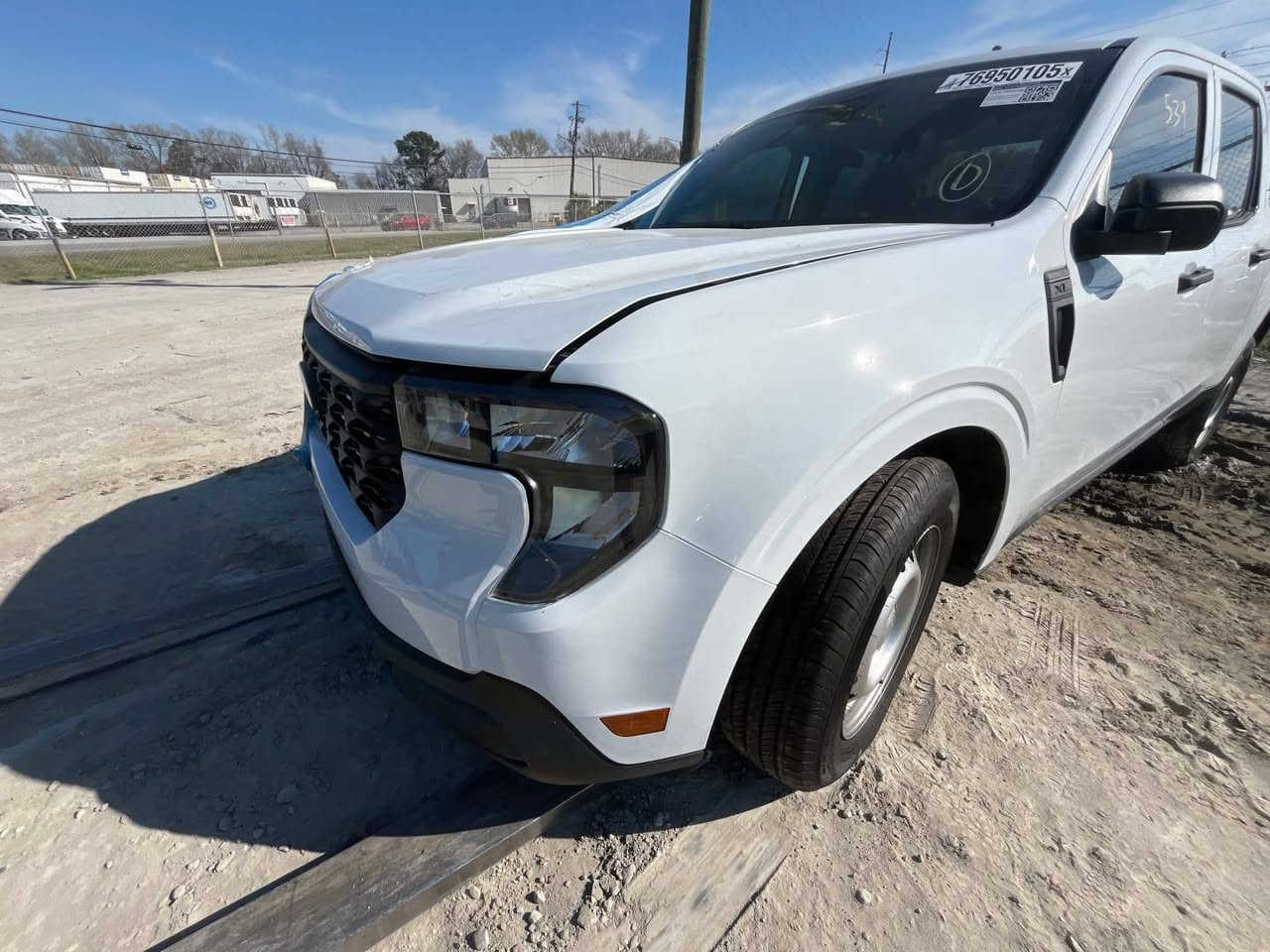 سلام عليكم.  فورد مارفك 2025 العداد مسافات 530مايل زيرو سيارة بانزين  محرك 2000 الون  ابيض شغالة وماشية 
السعر 138ورقة واصل شامل كمرك ونقل تواصل على الخاص او 00962795655414.   مدة وصول 40يوم


**إذا كنت صاحب هذا الإعلان وتريد حذفه لأي سبب، رجاءا أرسل رسالة إلى الدعم الفني**