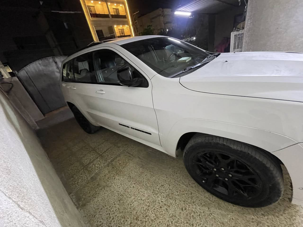 سلام عليكم
جيب s خليجي موديل 2021 فول مواصفات 
ماشيه 63 الف 
رقم اربيل باسمي 
السونار مرفق مع الصور 
***********
العنوان بغداد الدوره
