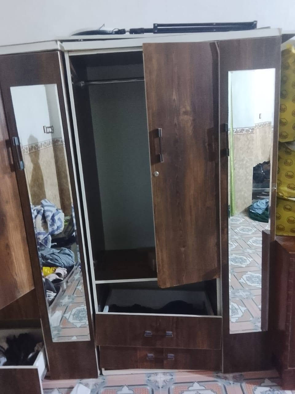 كناتير للبيع ثنين ب50


**إذا كنت صاحب هذا الإعلان وتريد حذفه لأي سبب، رجاءا أرسل رسالة إلى الدعم الفني**