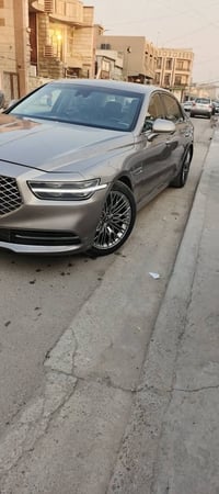 جنسيز بريميوم موديل21. اللون ذهبي شمباني رقم بغداد الجديد تحويل ثاني ي...