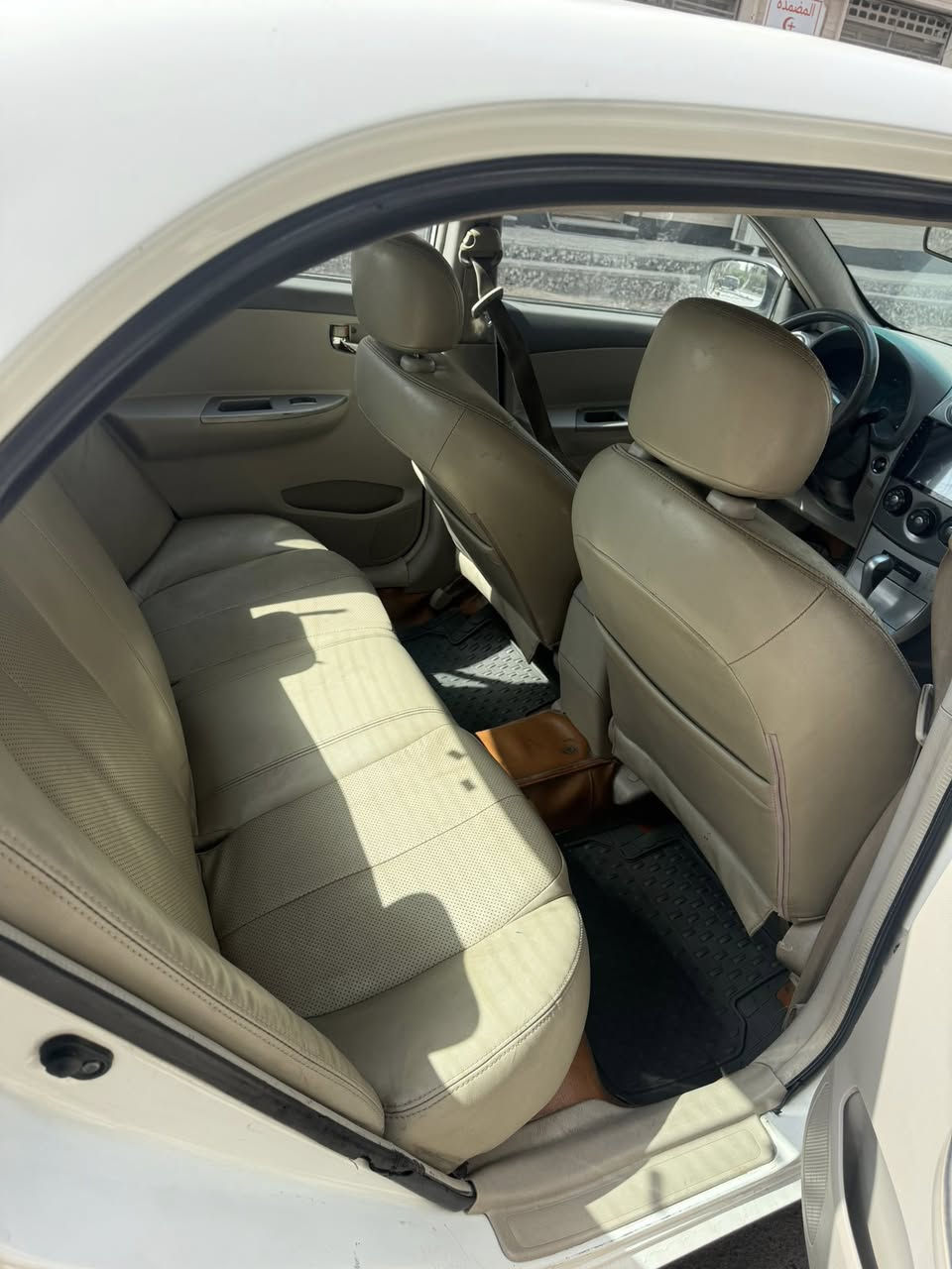 بيوايدي جي اثري ١٣ اوتو رقم بغداد انكليزي محرك وكير بلاديات بدون صبغ فقط بارد بخشم البنيد مكانها بغداد حي الجهاد رقم الهاتف ***********
