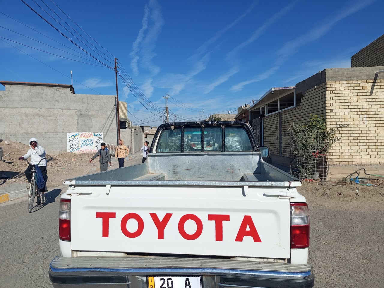 سلام عليكم سيارة بيكم 2002 رقم ديالى أنگليزي سيارة نظيفه وكامله بسمي سيارة رايدتهه 87 وبيها مجال مكاني بغداد فلكة حي النصر ***********
