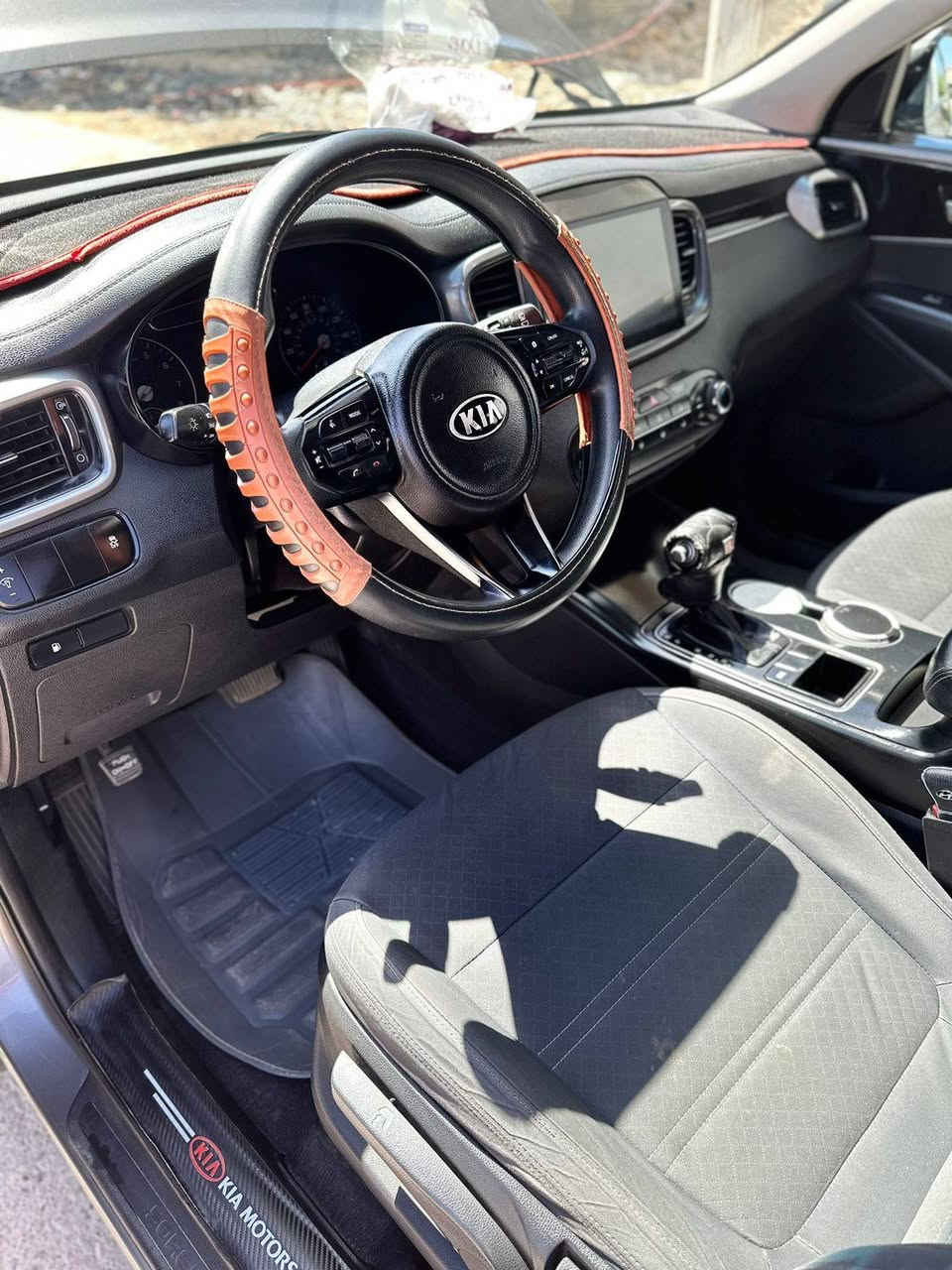 سورنتو وارد امريكي ٢٠١٦ رقم بغداد مكانه واسط
للاتصال ***********
السعر ١٤٣
