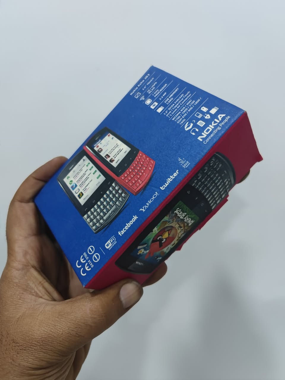 للبيع نوكيا غير مستخدم مع ملحقات 
***********
