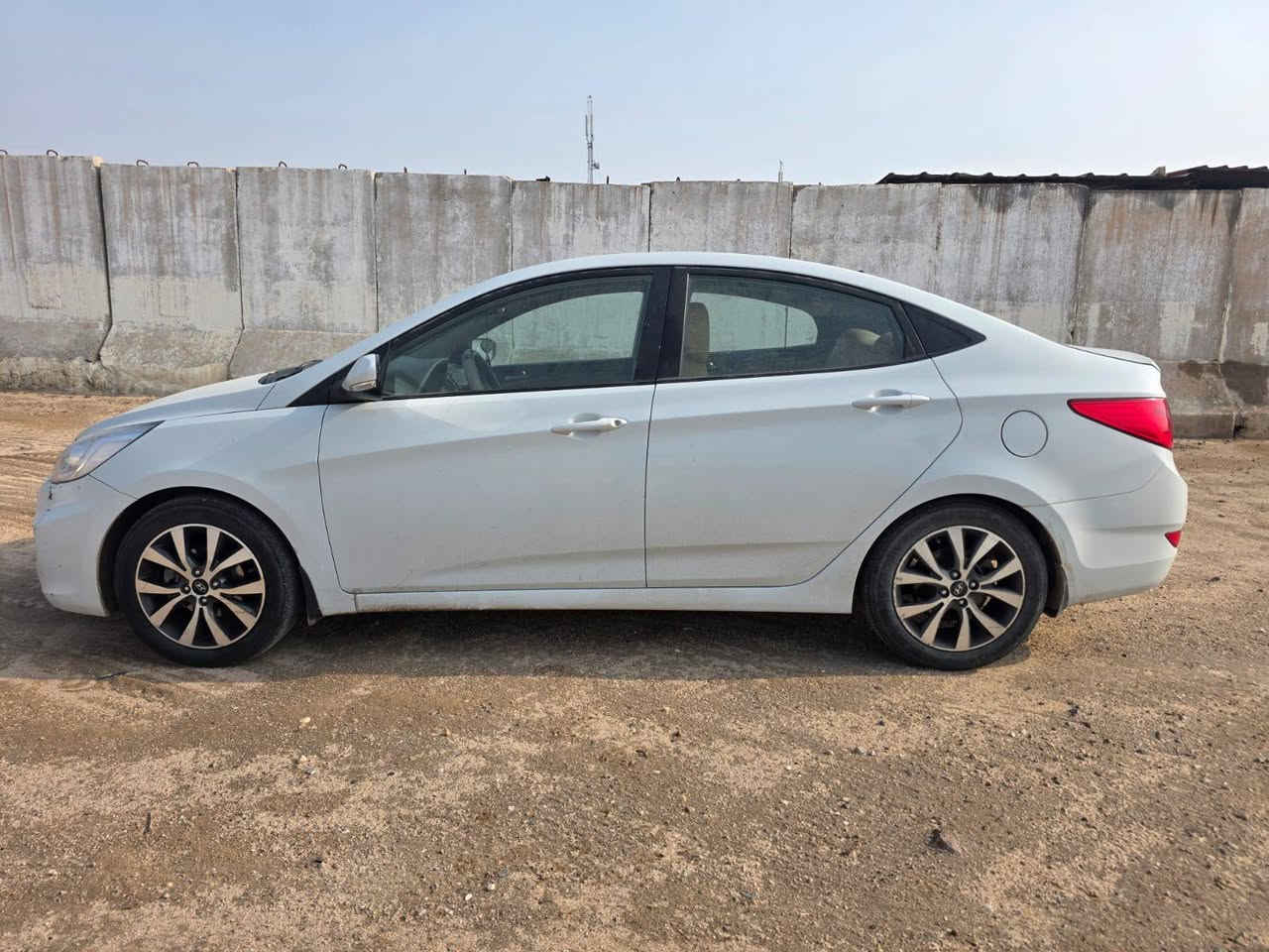 سلام عليكم اكسنت2018 مكفوله وفول مكينه1600 رقم ميسان باسمي تحويل السعر125 وبيها مجال  رقم ***********
