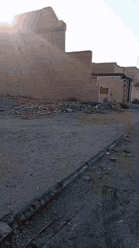 للبيع في حي المعلمين غربي ملك صرف عرصه ركن على شارعين مقابل مسجد الرسول والجهه الثانيه على شارع تجاري  ملك صرف المساحه 750 متر مربع تصلح مجمع تجاري وعيادات وسكني تقع علئ امتداد شارع تجاري لفلكه الدفاع المدني  سعر المترالمربع 4.5 مليون دينار  قابل للتفاوض

السماوه ***********ت
00971-509782777 الامارات whatsapp
 gmccali@live.com
