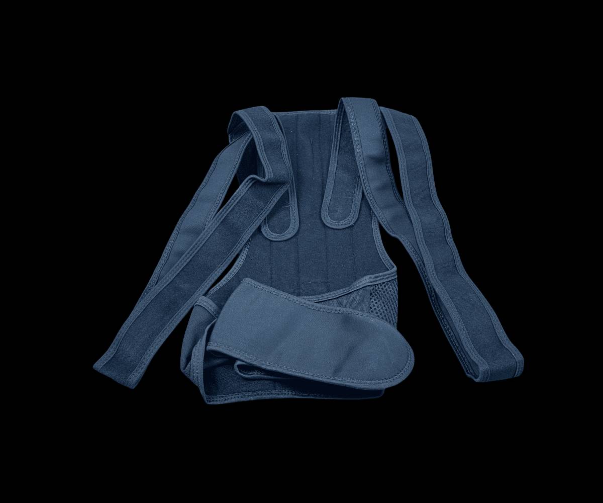 ودّع انحناء الظهر وآلام الجلوس الطويل 👌

حزام تصحيح وضعية الظهر يساعدك تحافظ على استقامة جسمك بكل راحة.

تصميم طبي، دعم قوي، وراحة تدوم طوال اليوم.

مثالي للعمل المكتبي، استخدام الهاتف، أو المشي اليومي.

خفيف، عملي، وغير مزعج تحت الملابس.

اختيار ذكي لكل من يهتم بصحته ومظهره 💪