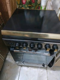 طباخ أربع عيون شغال فرن وكلشي نظيف مكان بغداد الشعب يم سوق الشلال