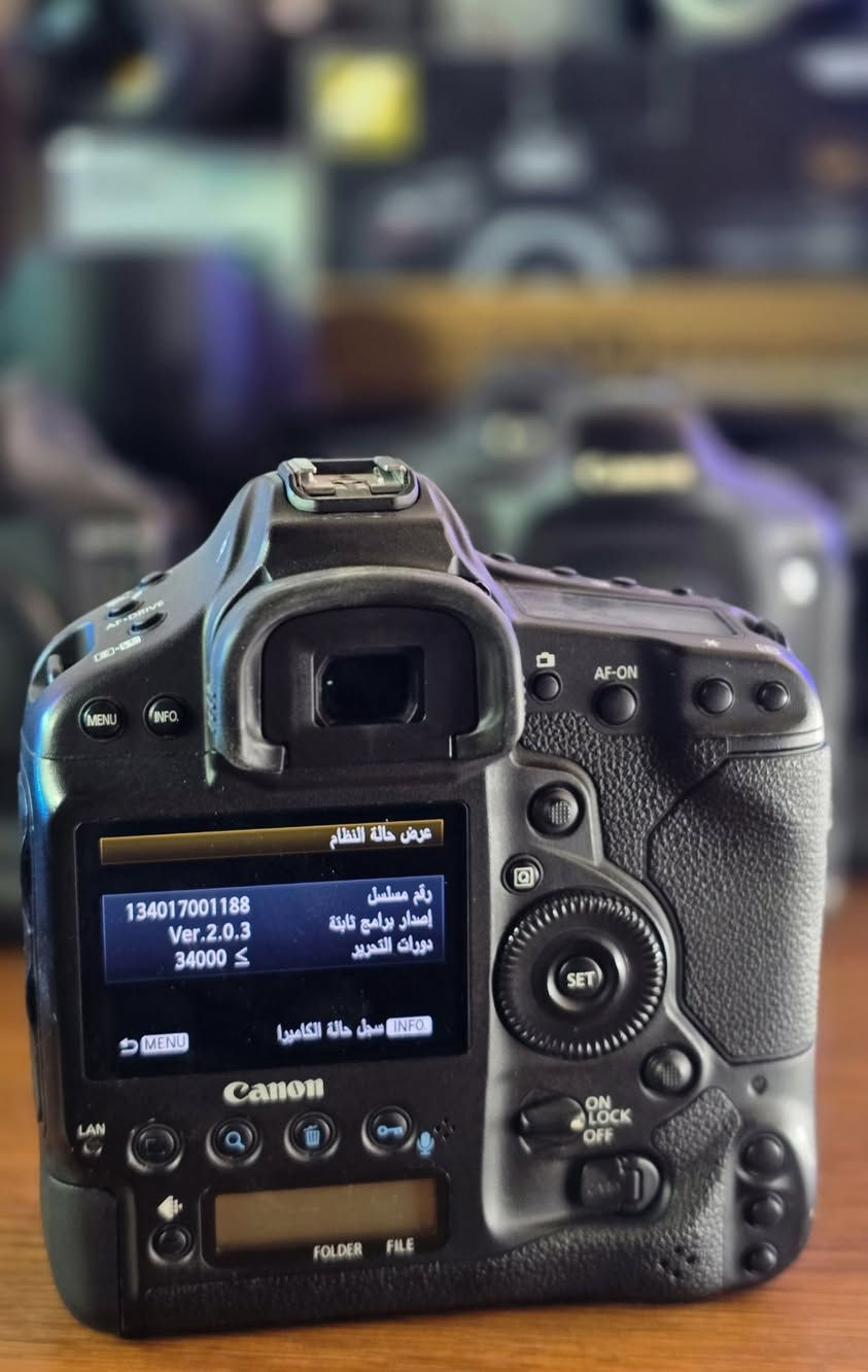 📸 توفرت مجموعة كاميرات 
وحش فول فريم وتصوير سريع 
Canon 1DX
فول فريم ✅️
18 ميگابكسل ✅️
تصوير متتابع سريع 12 فريم بالثانية ✅️
فيديو Full HD 1080p ✅️
فوكَس اوتو احترافي 61 نقطة ✅️
بدي قوي مقاوم للظروف ✅️
شتر قليل  ✅️
ضمان ✅️
حقيبة ✅️
حزام ✅️
بطارية اصلية ✅️
شاحنة اصلية ✅️
💰 السعر: مليون و250 ألف
أسعار مميزة 🔥 وعروض مستمرة على تشكيلة من الكاميرات، العدسات، والملحقات 🎥🎯
🚚 توصيل متاح لكل محافظات العراق
📩 للحجز والاستفسار
راسلنا عالخاص أو واتساب
📞 ***********

