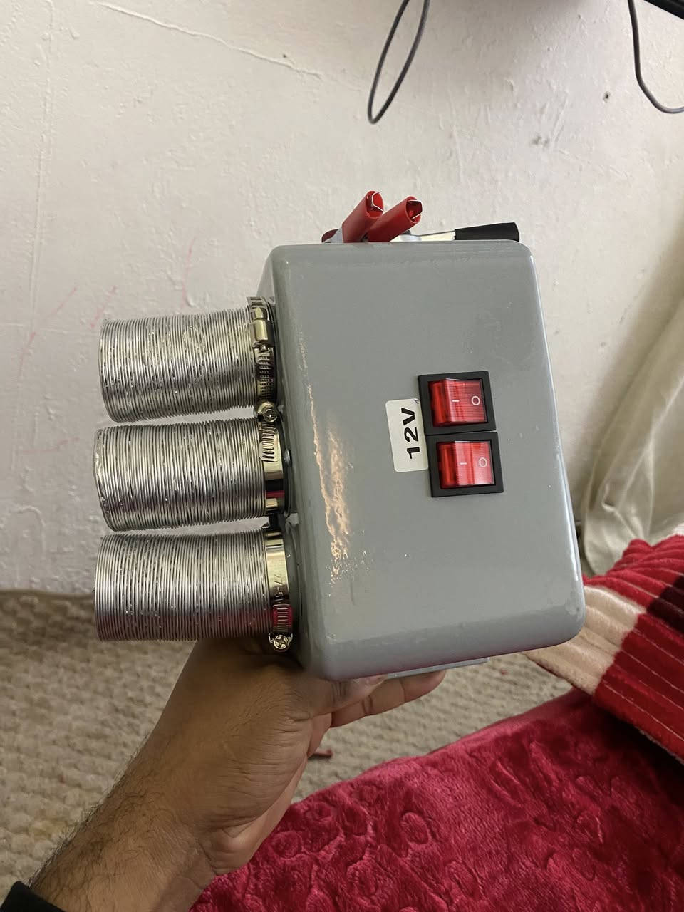 تدفئه طلعتلي بلباله مال سياره اوتكتك تنربط عله الباتري هواهة حار للبيع 30 الف مكاني الشعله شي ممطروق بسوك***********
