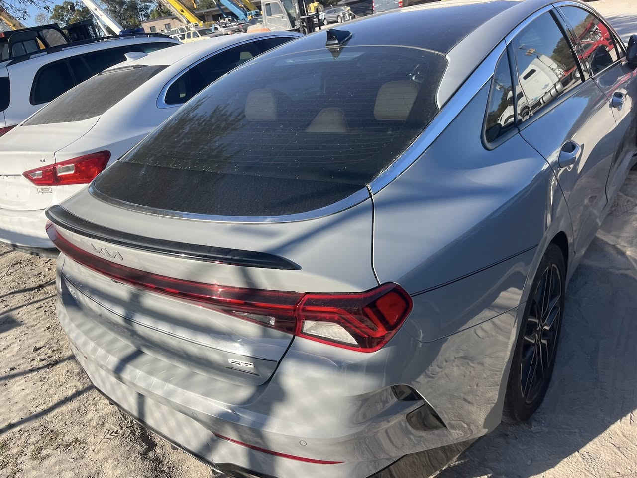 السلام عليكن كي 5 موديل ٢٠٢٤فول مواصفات إلى
الخير مال شهداء مكينه 2500تيربو بسمي السعر ٢٣٠$
حدثهه موجود بل الصوره بدون ايرباك ***********
ماشيه ٢٥ الف جديده السياره
