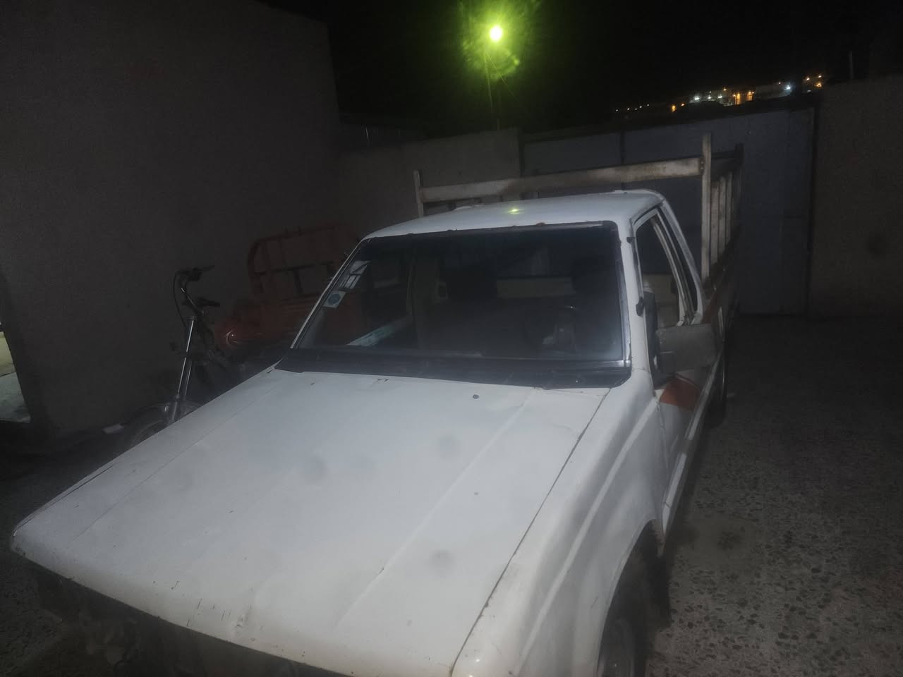 سلام عليكم بيكم لبيع راعيه ماندله مكينه بيه تنقيص العنوان البصره *********** وساب 1500
