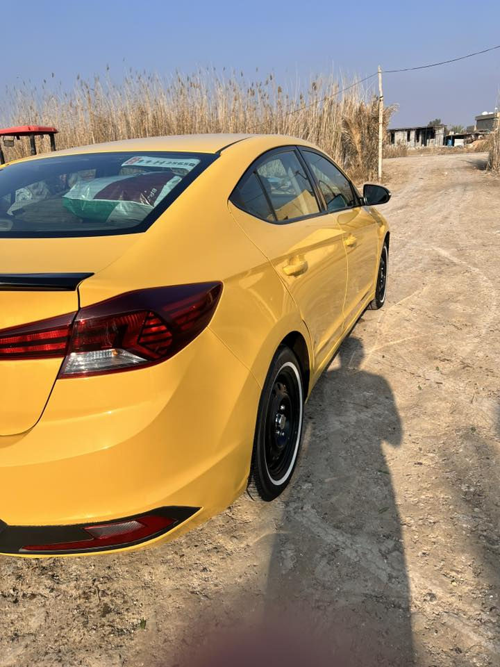 النترا امريكي موديل 2019
ضربتهة موضحه بالسونار .
تخم تاير .
حداديه جديده 
السياره احله من الصور .
السعر 135 بيها مجال حك الجيه .
للاستفسار ***********
مكاني بغداد
