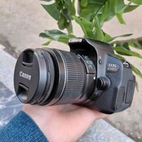 كانون 650D • استعمال خفيف • شاشة متحركة