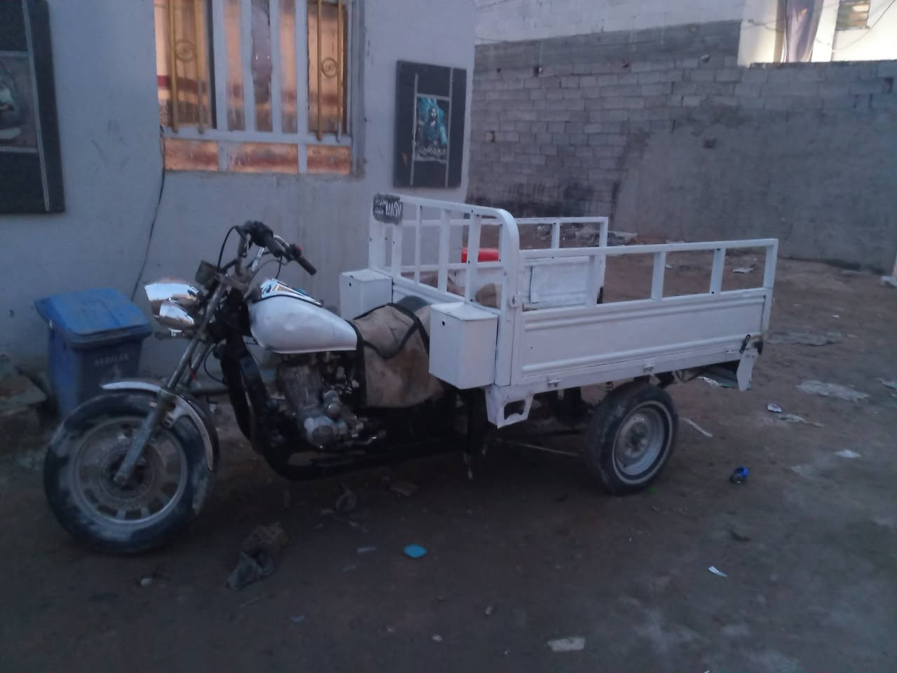 ستوته رقم اسود بدون راعي بيه لحيم بل ركبه شويه كامله كلشي ماعيزه 650 .ابيه مجال حك الجيه الموشراي لايعلق رجان رجاء ستوته مال شغل


**إذا كنت صاحب هذا الإعلان وتريد حذفه لأي سبب، رجاءا أرسل رسالة إلى الدعم الفني**