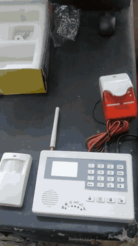 للبيع منضومة حساسة
حساس حركه
حساس ابواب
انذار صوتي
ارسال رسالة SMS
اتصال على SMS
بي مزيا كثيرا
ادفع سعر 
المكان موصل حي الرسالة
اليوسف لكاميرات المراقبة 
للتواصل
***********
***********
