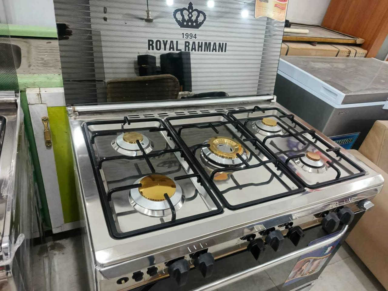 طباخ باله جديد للاستفسار على الرقم الاتي *********** Singapore
