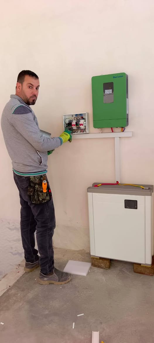 شركة الشروق للطاقة الشمسية النظيفة
👈👈👈👈في كل مكان وفي كل دار 👉👉👉👉

 👍🏻شعارنا الدقه والإتقان والاخلاص بالعمل 👉

تم بحمد الله وتوفيقه تنصيب منظومة  طاقه شمسيه 
في محافظة كركوك ناحية الزاب 

للأخ رياض المحمود 
 /الجمعه /13/ 3 / 2026

 قدرة المنظومة 
👍  6 أمبير ليلي و 8 أمبير نهاري 🔅 💫💥

مكونات المنظومة
بطاريه 7.5 كيلوواط عدد 1 
انفيرتر 4 كيلوواط عدد 1 
الواح عدد 4

عاشت ايديكم الكادر المميز
بقيادة الأستاذ ناظم الصحن 
و  الأستاذ عياد الجبوري 

مواد اصليه من ارقى الشركات العالمية 
ضمان حقيقي مع وصل مختوم باسم شركتنا 
صيانة  كادر متخصص في صيانة المظومات بشكل دوري وفي اي وقت  

شركة الشروق للطاقة الشمسية النظيفة مستعدون لشد وتنصيب الطاقة الشمسية خارج وداخل المحافظة وبسعر مناسب جدا 
متوفر منظومات طاقه شمسيه ونقد اقساط عن طريق ماستر كارد او كي كارد الرافدين حصراً 
موبايل 
 استاذ سعيد *********** 
استاذ ناظم *********** 
استاذ عياد ***********
