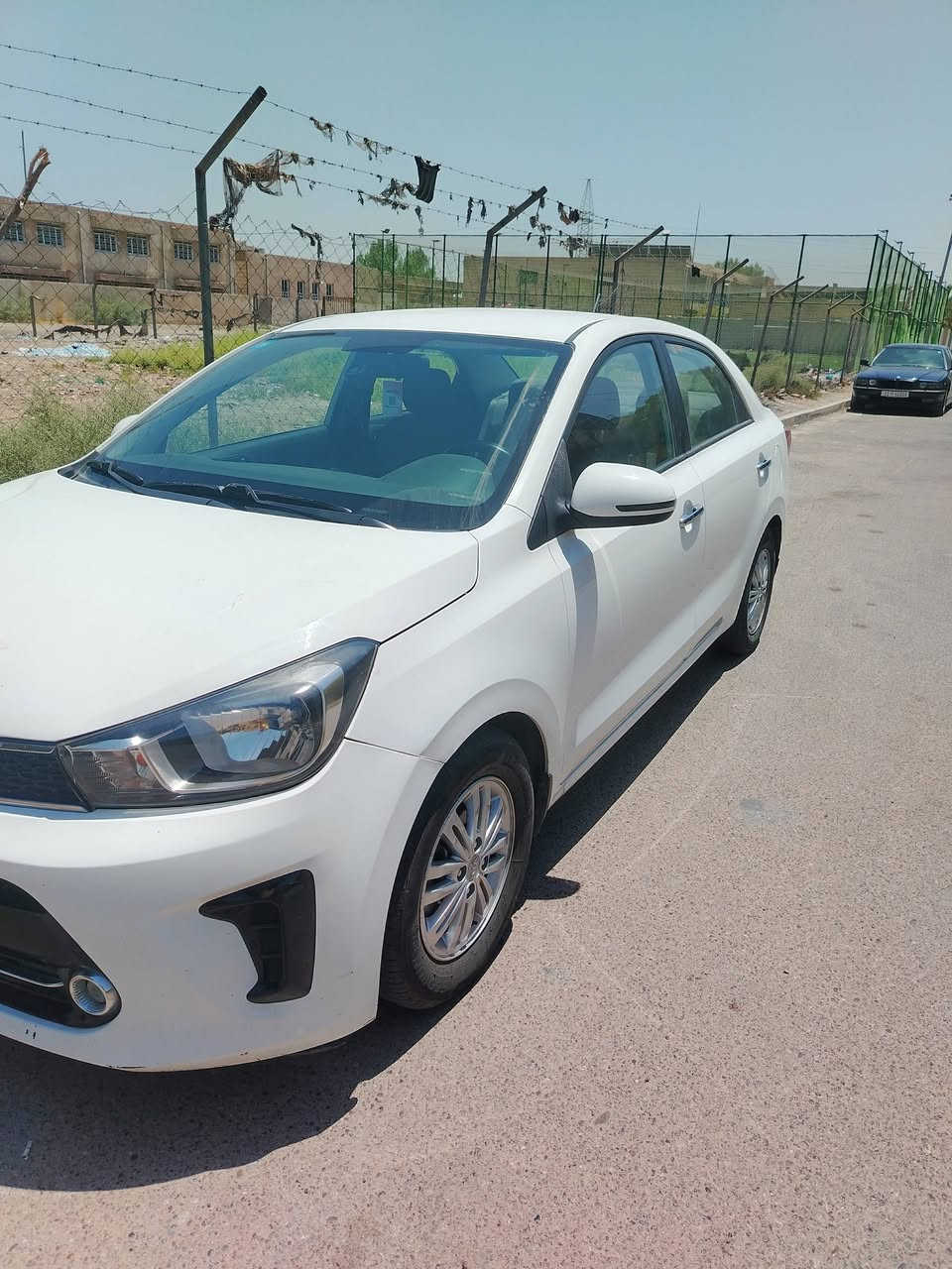 السلام عليكم كيا بيجاس موديل ٢٠٢٠ مال الشركه الدوليه باسمي ارقام انكليزي محرك وكير على وضع الشركة ماشيه ٣٩ الف استخدام بيت السياره جديده ومابيه كل نقص تخم تاير جديد تبريد ثلج وناعمه كلش سياره اقتصاديه وعمليه والسونر مرفق ويه الصور موضح كلشي بيه مكاني السيديه ***********
