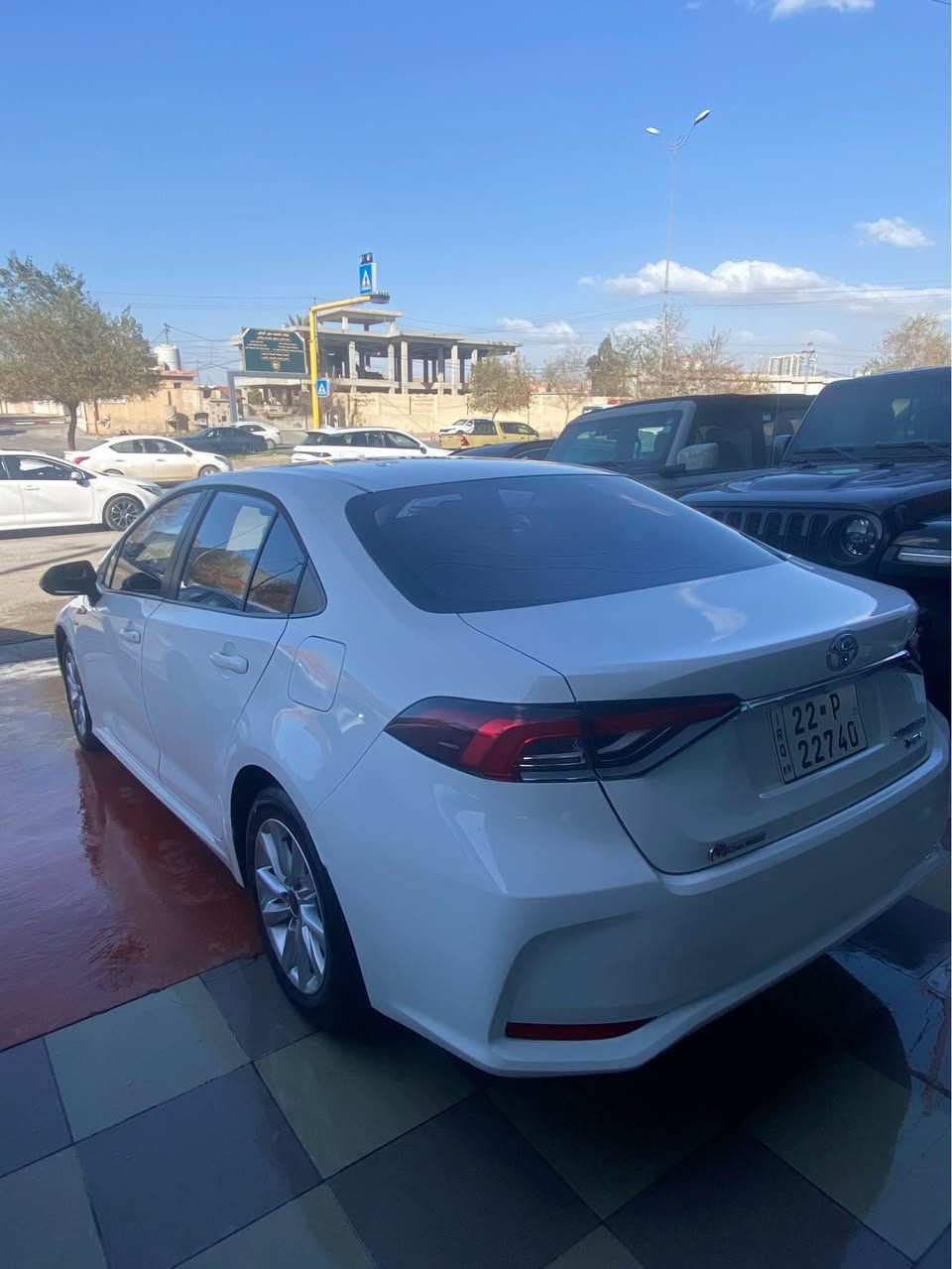 تويوتا كرولا هايبرد وارد صيني ١٢٠٠٠ كلم رويشتوه سةر هيلالي جاملغي دواوة كةمةك كارت و pdr موديل ٢٠٢٤ بو زانياري زياتر بةيوةندي بكة ***********. -*********** نرخي ١٥٢ كةمةك معامله أربيل, العراق
