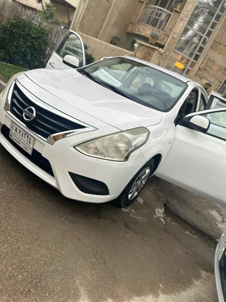 السلام عليكم
سني هندي بليته زركة موديل ٢٠٢٠ ماشيه ٦٣ بدون حادث وصبغ على وضع الشركة بغداد حي الجهاد السعر١١٥ $ وبيها مجال 
***********
