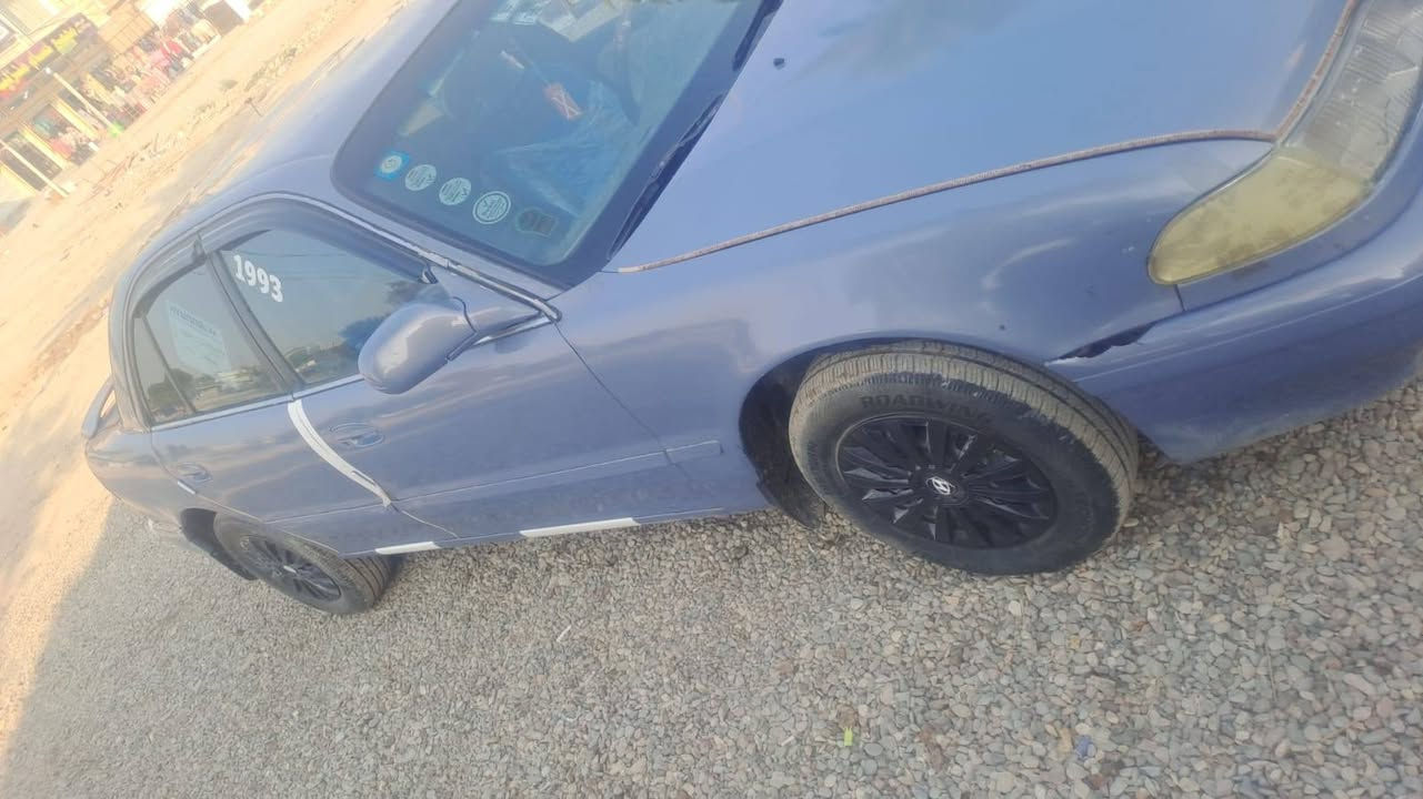 سلام عليكم سوناتا للبيع موديل 1993 مصبوغة عام مابيه لا كص ولا ضربة ولا خياس سنوية ل2027كير عادي كير وميكنة جدد صدر امامي خلفي جديد كهربائيات كله شغال شرط التحويل المكان ديالى بعقوبة السعر 39 وبيه مجال الرقم ***********
