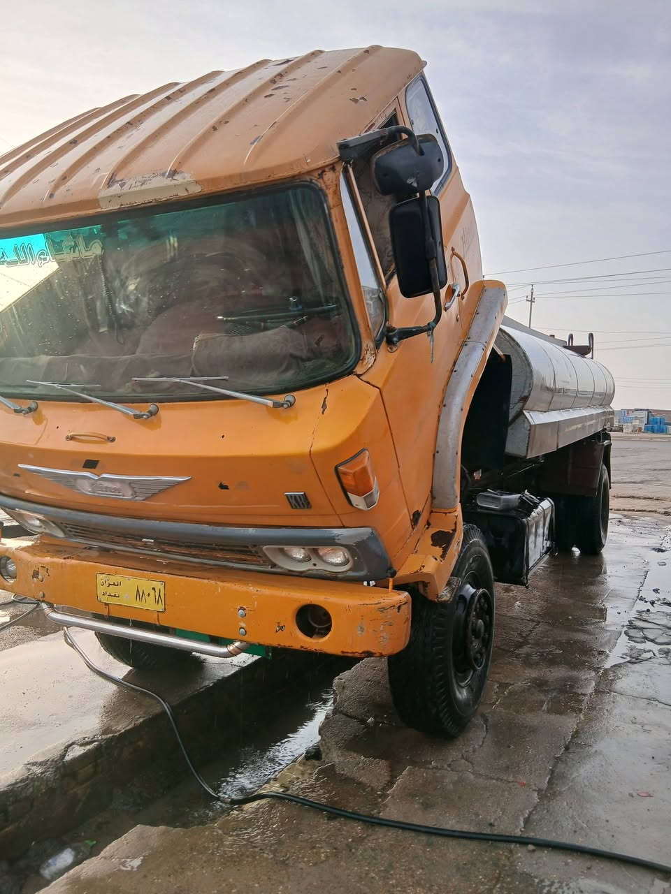ياالله تانكي هينو مديل ٨٢للبيع
بلسنوية تانكي مكان في ميسان 
سعر اتصل وبلخدمة ***********
