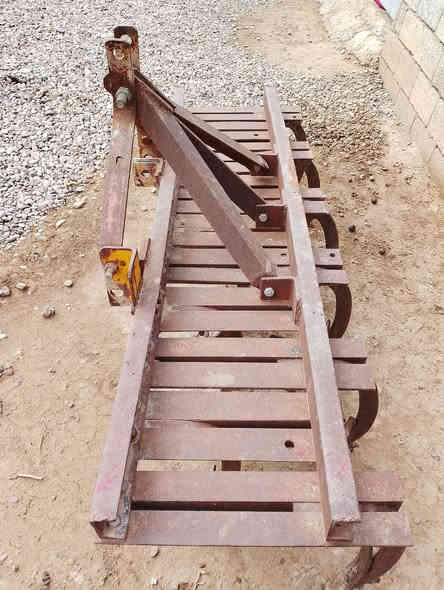 سلام عليكم منو يشتري اكو فدن +خرماشه البيع مكان قريه كوكس رقم الموبايل ***********
