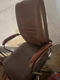 غراض معهد للبيع  نظيفات وجدداستعمال قليل  للاستفسار رقم 07766099642