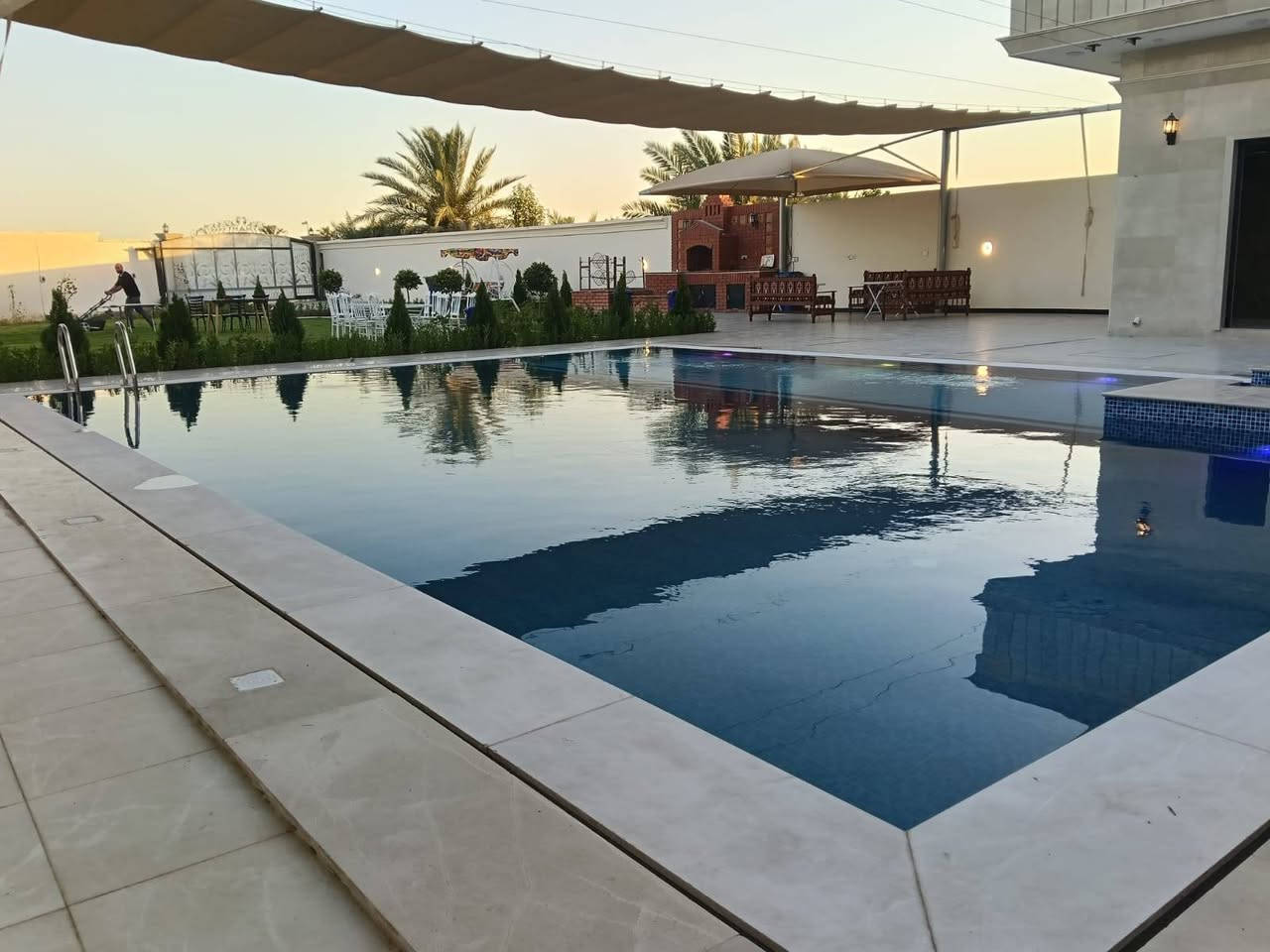 مزرعة للإيجار اليومي 🏡🌳

📍 الموقع: بغداد – الدورة – البوعيثة

✔️ أجواء هادئة ومناسبة للعوائل والشباب

✔️ مساحة واسعة وخدمات متوفرة

✔️ مثالية للراحة والونسة

📌 للحجز والاستفسار يرجى الاتصال أو المراسلة على واتساب: 
 📞***********
 موثق في تطبيق اجرلي لسياحة المزارع في العراق 🇮🇶
