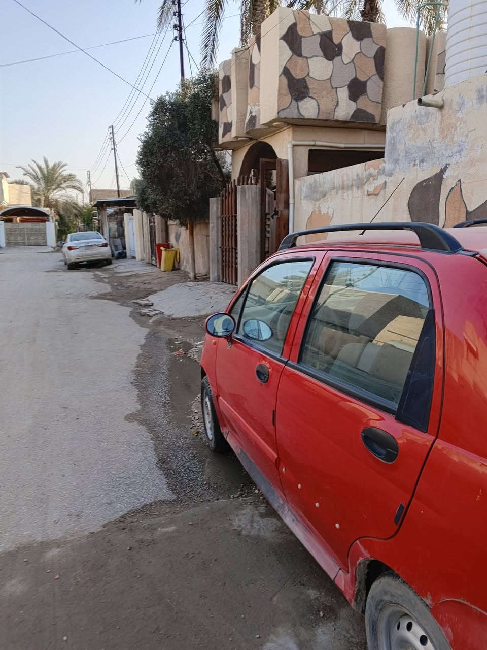 السلام عليكم 
كيو كيو موديل 2012
 اوتماتيك وعادي 
سياره جديده مكفوله من صبغ التبديل
ماشيه 85 
مكانها بابل السعر 32 $
*********** بي واتساب
