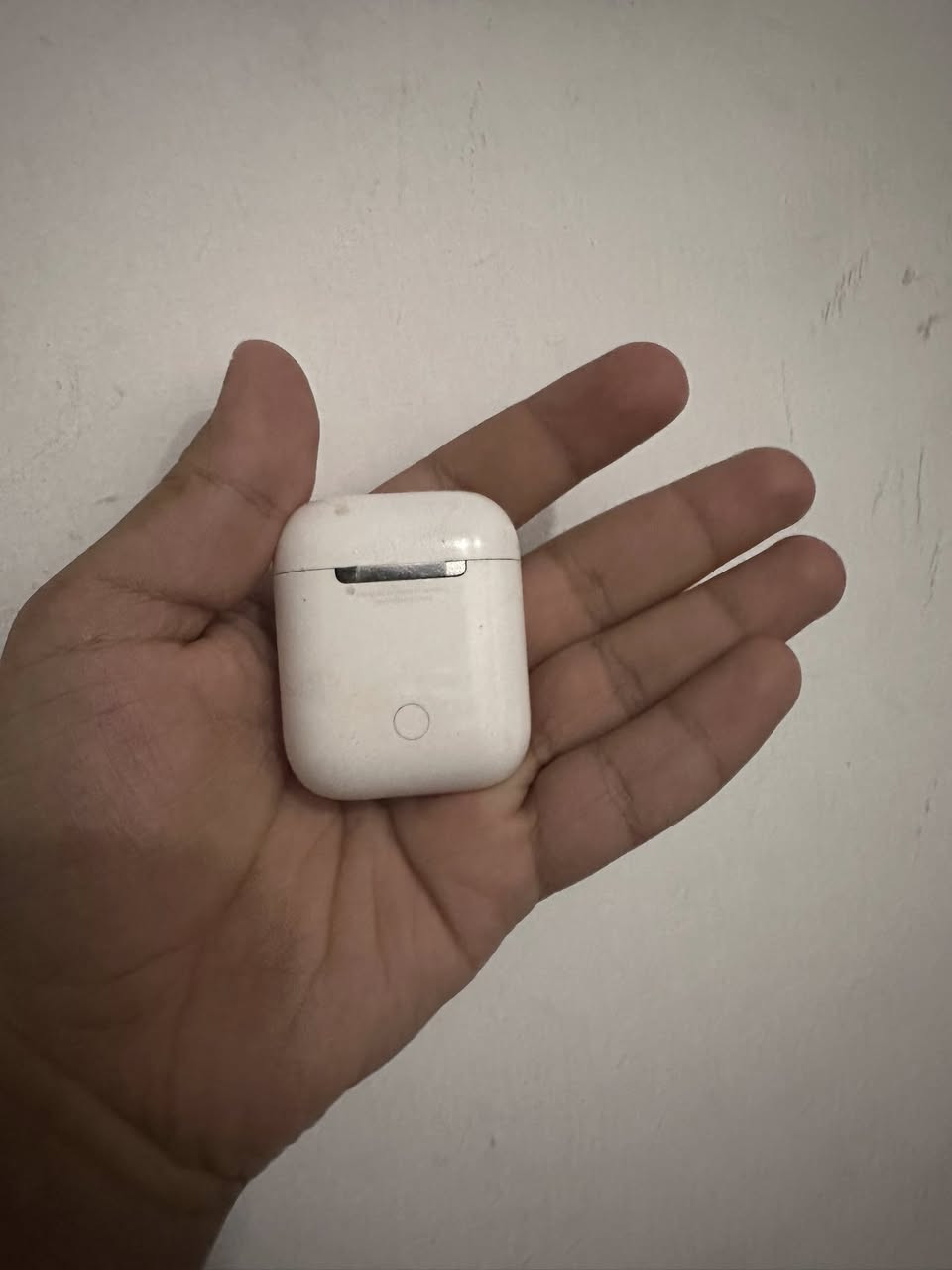 ايربود v1
صح قديم بس شغاله وتحتاج تنظيف صوت متوسط 
مراوس باندرويد او 50الف


**إذا كنت صاحب هذا الإعلان وتريد حذفه لأي سبب، رجاءا أرسل رسالة إلى الدعم الفني**