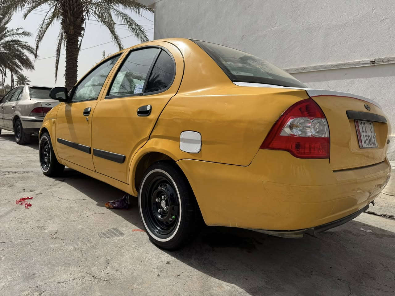 سلام عليكم 🥇📍 
طيبه 2015 رقم بغداد الجديد هيئه وغرامات مصفره كير مكينه نظاف تخم تاير وتخم ويل جديد شاشه اصليه بيها سياره بدون حادث وبدون معجون بس بيها مكانات صبغ اثر جراد وصور سياره عدي قبل لااصبغ لقطع سياره جاهزه وحلوه نقصها عينه وصينه بس حماوه صفر مابيها أي حماوه السياره معروضه ب 40 وبيها مجال مكاني بابل حي الجزائر ***********
