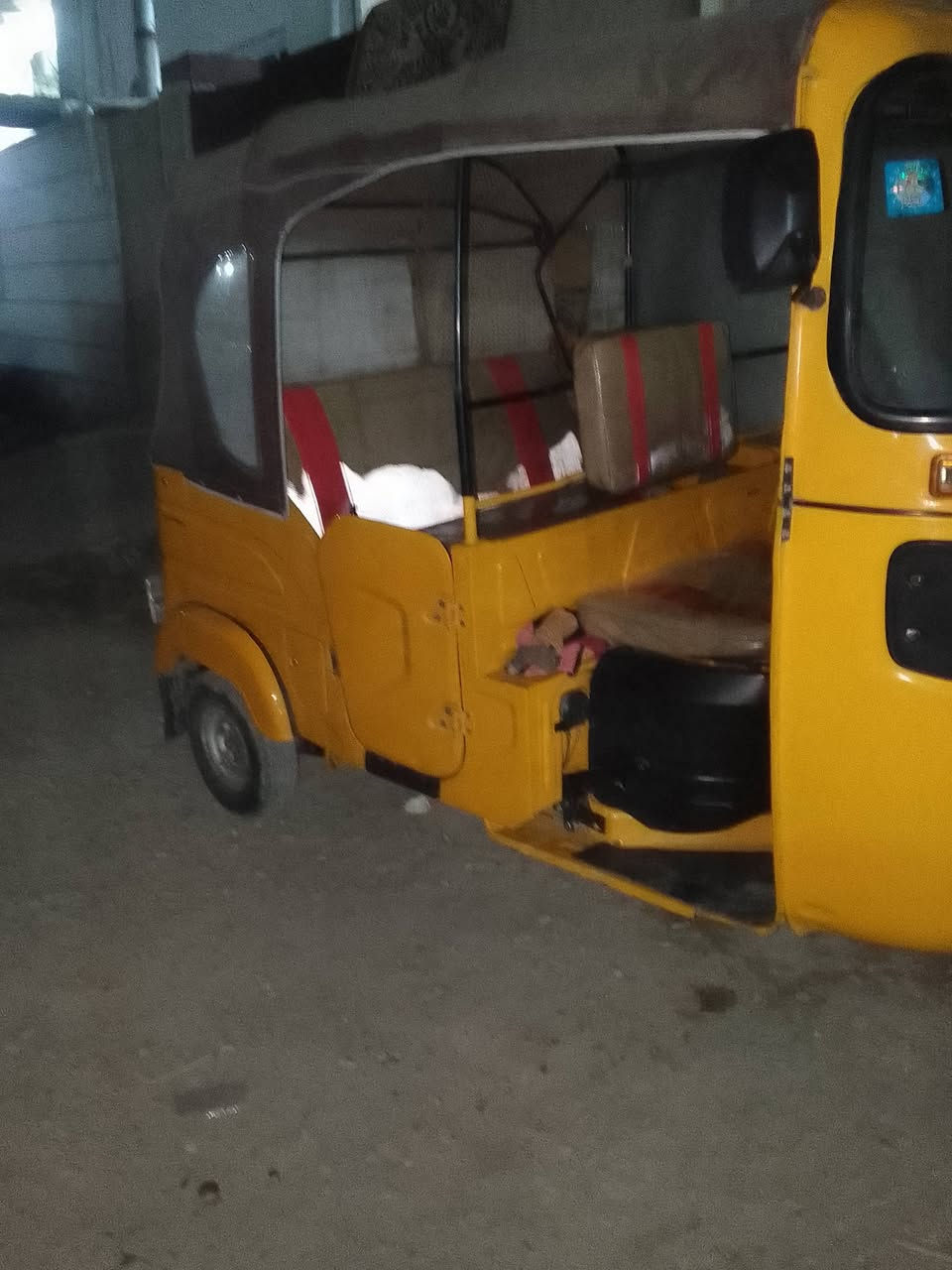 سلام عليكم تكتك لبيع 
2022 شهر 11
تحويل ثانية يوم 
سعر 8 نص 
***********
