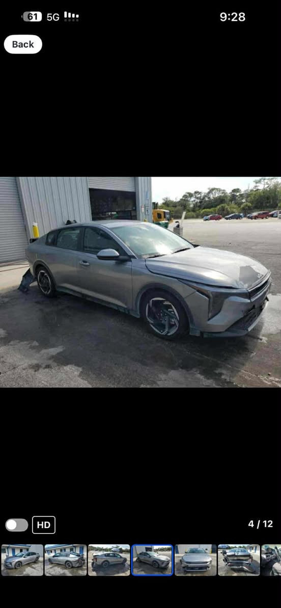 السلام عليكم  كيه كي فور مديل 2025
دخول جديد على وضع الحادث بدون تصليح 
سياره باسمي منفيس مدفوع كمركها كامله 
بدون اير باك للستفسار  ***********
سعر السياره 155
