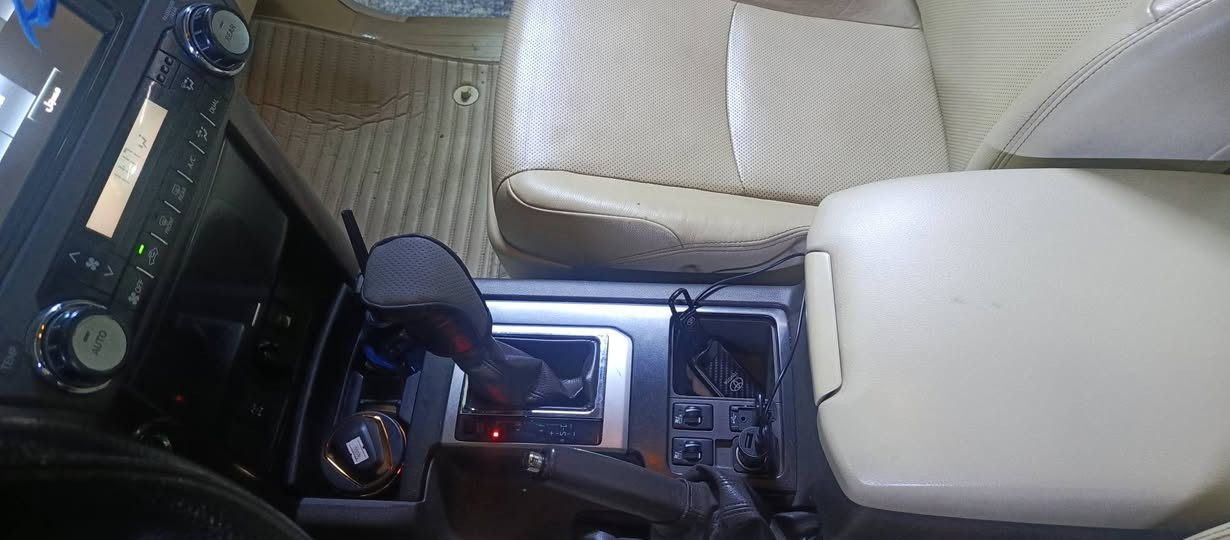 فقط للبيع
موديل 2014
فول مواصفات 
مكفوله كفاله عامه
رقم اربيل 
سياره جديده جدآ
السعر 245 بيها مجال للطيبين 
***********
العنوان صلاح الدين قضاء بلد
