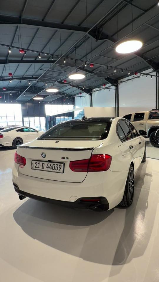 Bmw 320i 2.0t
مۆدێلی ٢٠١٦ 
بۆیاخ نیو بۆنیتی بۆیاخە بە کامل دەیفرۆشم بێناو بێ ئێرباگ
مواسەفات ستاندەرد کوشن نیوجلد کوشن هیتەر
ڕاداری خەتی جادە ڕاداری ئاوێنە زدە فول هیتەر 
چەندین مواسەفاتی تر
١٣٥ مامەڵەیەکی کەم


**إذا كنت صاحب هذا الإعلان وتريد حذفه لأي سبب، رجاءا أرسل رسالة إلى الدعم الفني**