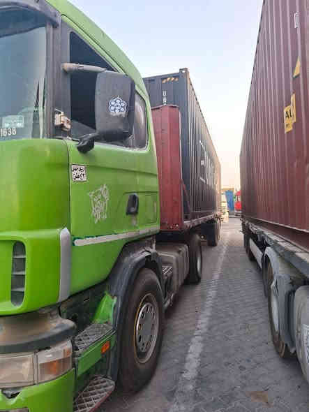 للبيع سكانيه 420 مديل 2001 رقم ربيل  محرك انجكتر  تخم تاير بيها خيط بخار بدون تنقيص  الشاصي قير مكفول بي فطر بس راس  جاهزه للشغل  السعر 70  العنوان البصره قضاء الدير قرب خطوه الامام الكاظم ‏‪‏‪0775 291 8777‬‏ بي وتساب
