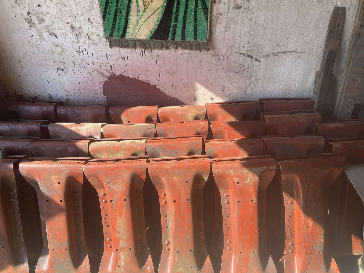 وصول قطع غيار مستعمل الماني 
***********
‭0773 193 4098‬
بيع جمله مفرد 
التاجي حي الصناعي قرب جسر ذراع دجله
فحل قماره الماني سعر الزوج 90 الف 
مطبات البي كرواتي سعر التخم 120 الف 
اسعار جمله
فرممات كلب عالي ناصي ٧٣ و ٨٧
