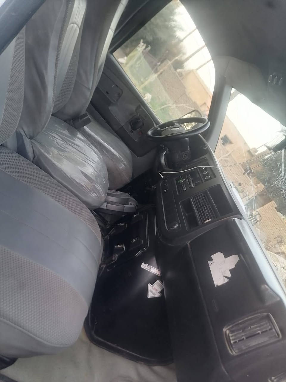 سفانه موديل 2008 كفاله. مكينه 6100 كير 1000  جدد ///تخم تواير جدد   تبريد ثلج حداديه توني مسويها   سيارا حلوا وجاهز اسعر 95  مكان سيارا  بابل  انا مكلف بل نشر هاذا رقم صاحب سيارا ***********
