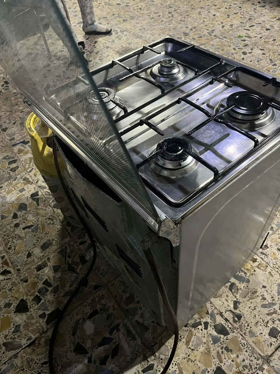 طباخ يونيفرسال مصري نضافه 95 بل 100 
السعر 110.     العنوان بغداد 
رقم الهاتف*********** وبي واتساب
