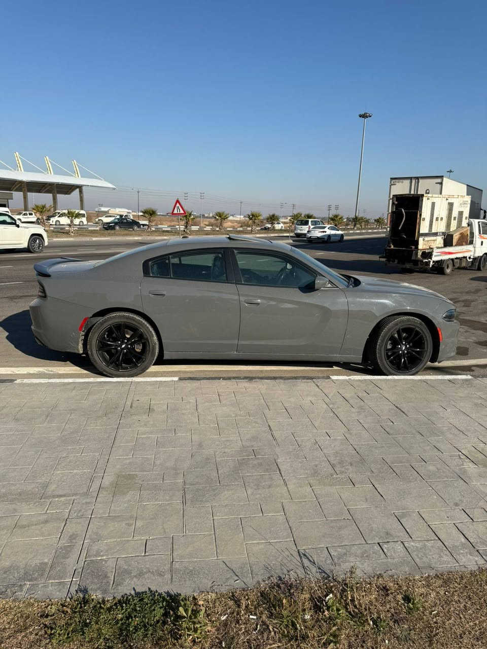 السلام عليكم جارجر 2019 فول مواصفات السيارة كلين بدون حادث فول للأخير 6 سلندر اسمنتي بغداد بيها 3 مكانات اثر ثقوب من امريكا مكحلات السيارة معروضة في ديالى قضاء الخالص ماشية 47 الف السيارة جديدة العنوان ديالى الخالص ***********
