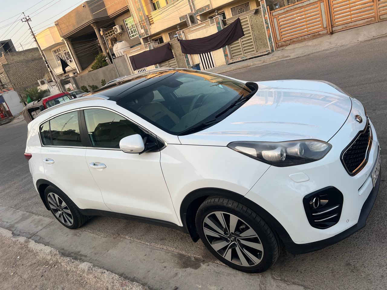 السلام عليكم
سبورتج  خليجي

مكفولة كفالة عامة من الصبغ

كير محرك كفالة

تبريد خير من الله

صدر امامي خلفي جيد

تايرات باتري جديد 

رقم اربيل الجديد

بأسمي السيارة 

شرط شرط شرط التحويل مباشر بأسم المشتري 

محرك ٢٠٠٠ دوش

مواصفاتها

بانوراما

كشنات كهرباء

فول تحكم ستيرن

زراكات مطرية

اشاير بالمري

مري شفط

وضعيات قيادة ( عادي سبورت يكو )

بلوتوث اواكس

شاشة لمس

كامرة دوارة

حساسات امامي

حساسات خلفي

كروز سرعة 

يدات نيكل

تبريد قطعتين

تغليف الدواخل جلد

بعد اكو بيهة مواصفات

مكان السيارة بغداد

السعر ١٨٠ مجال جدا بسيط 

الاتصال عالرقم

***********
