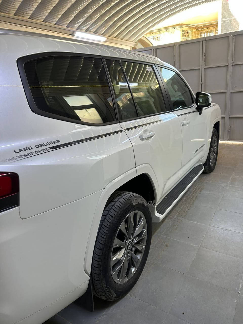 تويوتا لاندكروز 2024 (أم الباركود)
فل مواصفات 1/1 (ساز)
رقم بغداد
تكمه + سنوية ساز أم ضمان
ماشية 7 آلاف كم (حقيقي)
محرك 4000 تنفس طبيعي
بصمة تشغيل
بصمة أبواب (لمس)
تشغيل عن بعد
فتحة سلايد
كشنات أمامية كهرباء
كشنات جلد
كشنات تدفئة + تبريد
7 راكب
3 قطع تبريد
شاشات خلفية
مطفاية حريق
جنطة شفط
حساسات أمامي وخلفي
مرايا شفط
8 إيرباق
زراكات
سبير منازل
وباقي مواصفات ساز معروفة
***********
***********
🔴 السعر 💵 علق يوصلك السعر 📮
📍 موقع السيارة: ميسان – مركز المدينة
#سيارات #العراق #Iraq_cars #بيع_وشراء_السيارات #Iraq_cars_kd
