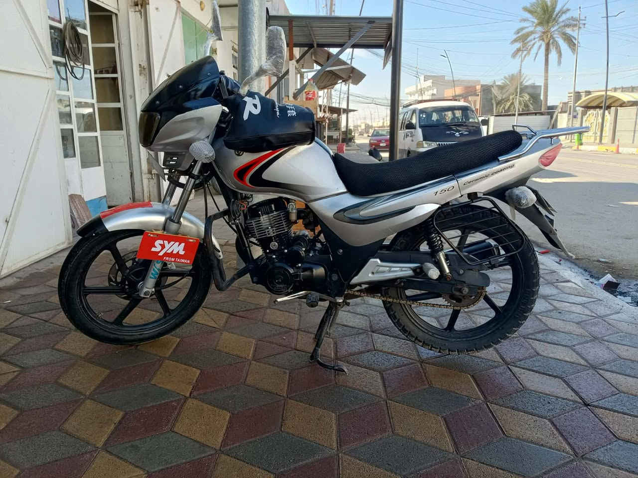 سلام عليكم للبيع موطور سايم موديل 2018مكانه رمادي ستفسار عله هاذه رقم الهاتف ***********
