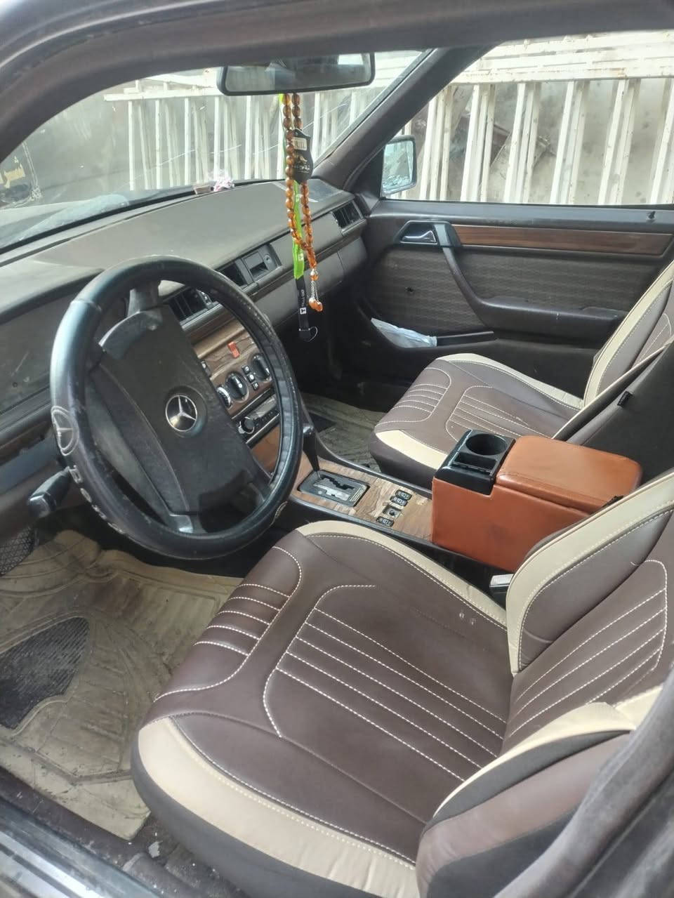 الوحش الالماني
لا دوانز و لا محسن
محرك وكير ياباني
موديل ٩٢
صبغ عام
قواعد دبل مكفولات
مكانها بغداد الصليخ
السعر ٥٠ و بيها مجال
***********
