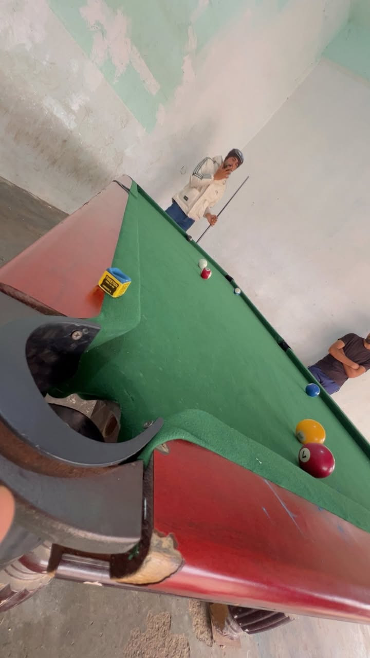 ميز بليارد فانوص النظافة 70‎%‎ مع سيت طبب وكيوبات عدد 2 
السعر 400وبي مجال بسيط الرمادي التاميم القادسية الثانية
هـ ***********
