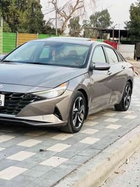 النترا لمتد 2023 فول 1/1 حادث خلفي محرك :2000 دوش  فئة : لمتد وارد : ا...