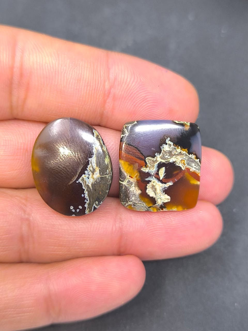 تحف من العقيق اليماني الخرائطي الطبيعي 
المصور احجامهن حلوة وسعرهن خاص..


**إذا كنت صاحب هذا الإعلان وتريد حذفه لأي سبب، رجاءا أرسل رسالة إلى الدعم الفني**