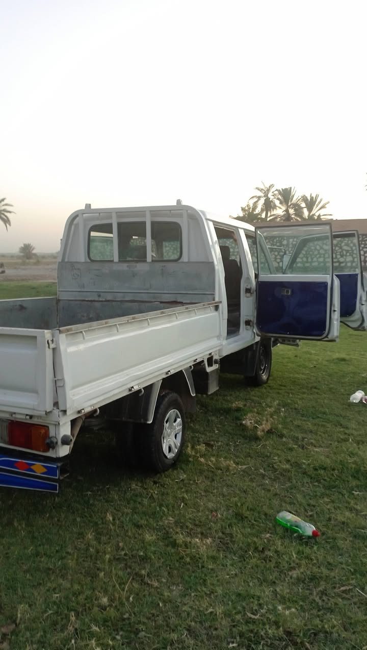 كيا بنكو مديل 96 رقم انكليزي بغداد سنويه باسمي تنفيذ سنه 2031 رقم شاصي ماملعوب بيه  واضح كير مكينه اكسن كفالاه صارله 3 شهر من صاعده هزه مشروع وطني تحويل شوكت متريد تخمم تاير جديد تغليف قماره سعر 55$ وبيها مجال 
رقم تلفون ***********مكاني الحمزه الغربي باتري جديد سياره جاهزه
